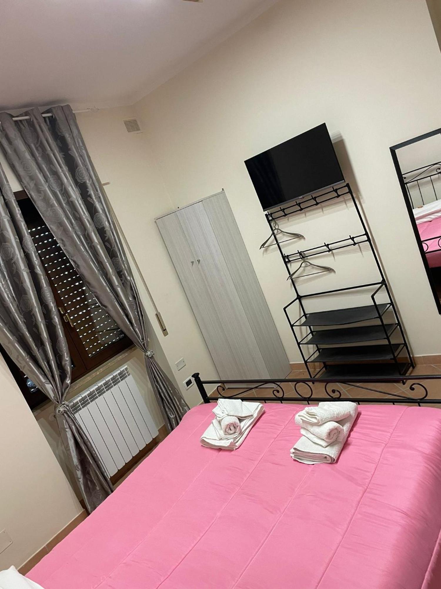 Tommy House 19 Appartement Focene Buitenkant foto